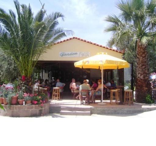 Anaxos Gardens Aparthotel Eksteriør bilde
