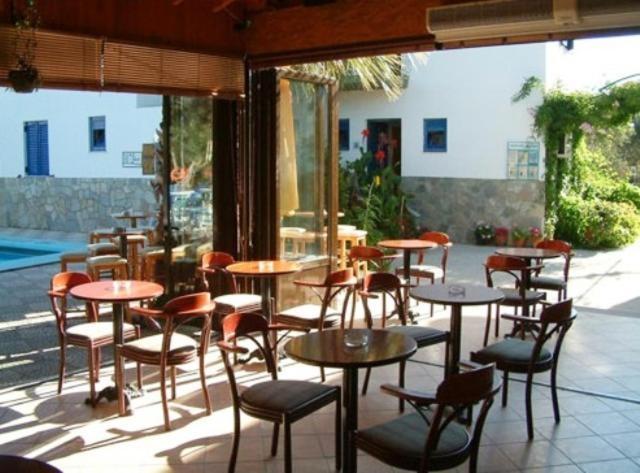 Anaxos Gardens Aparthotel Eksteriør bilde