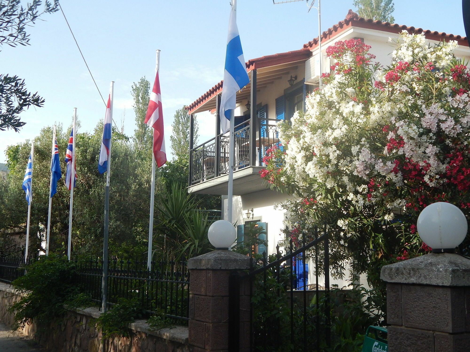 Anaxos Gardens Aparthotel Eksteriør bilde